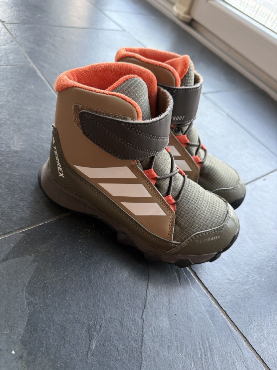 Adidas Schuhe für Jungen: Adidas Winterschuhe – Gebraucht aus Buch am Irchel von olivv24 1