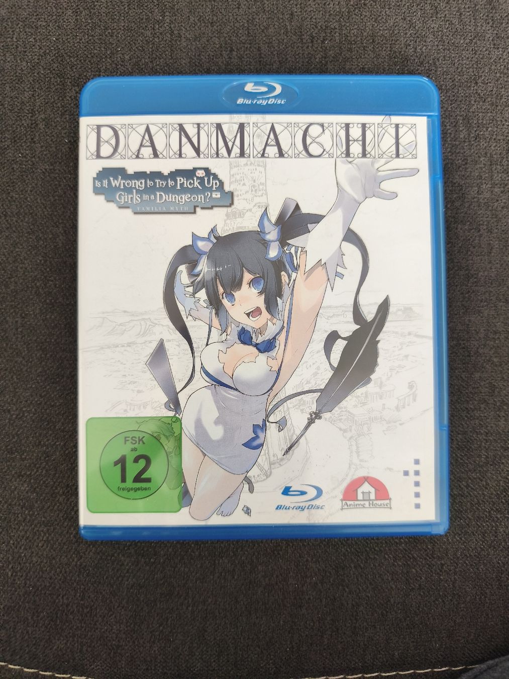 Tutti i DVDs: Danmachi Blu-ray Volume 1 – Usato da Näfels venduto da ChocolateMuffin