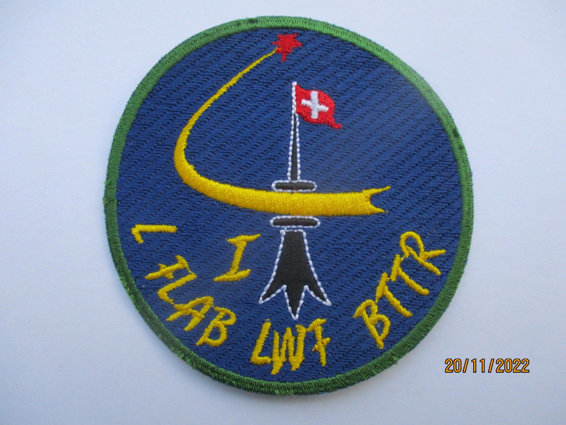 Schweizer Armee Plaketten & Abzeichen: Badge Fliegerabwehr Schweizer Luftwaffe – Neu (gemäss Beschreibung) aus Pratteln von Bluebird97