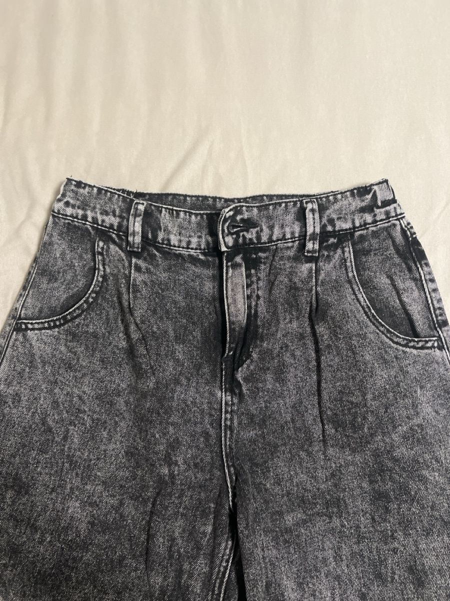 Pantalons: Damen Jeans AMISU Grösse 36 Stone Washed. – D'occasion à Berg TG par Bosko-02 4