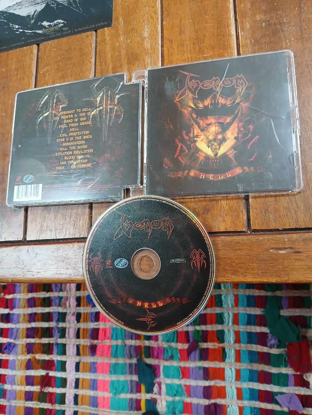 CDs: venom - hell... – D'occasion à St-Cergue par VeganWarrior