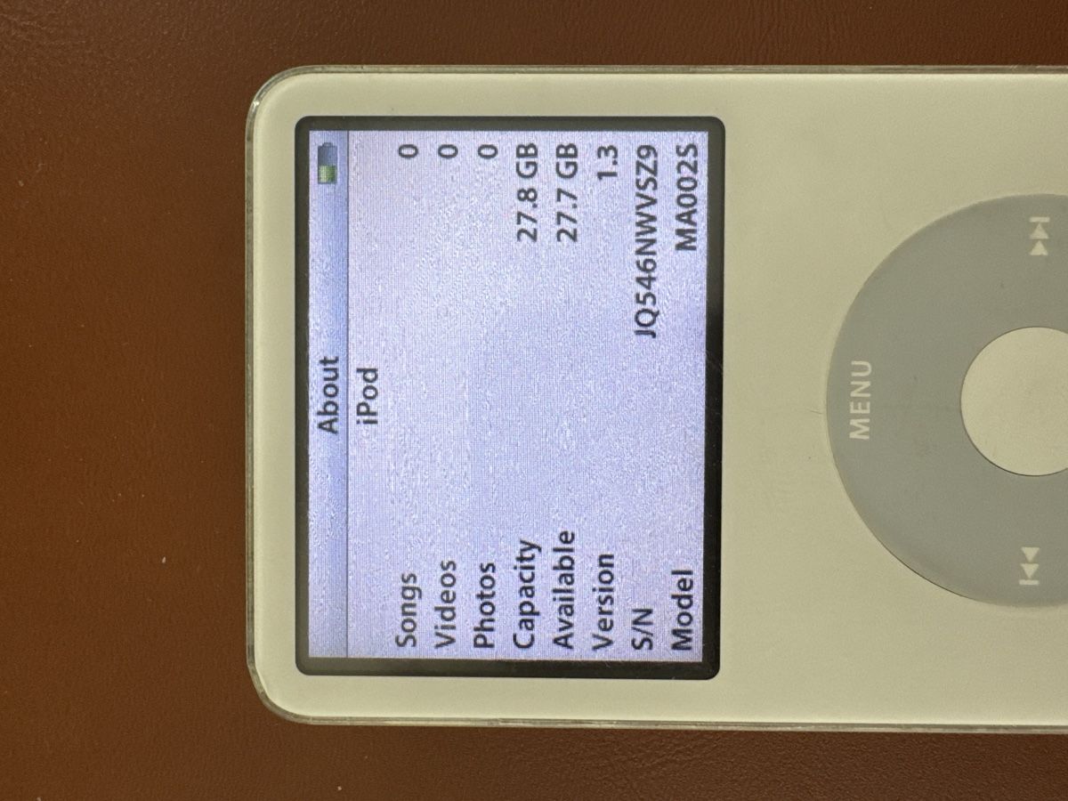Apple Lettore multimediale portatile: Apple iPod 5th gen 30GB – Difettoso da Zug venduto da chr_9vrb 3
