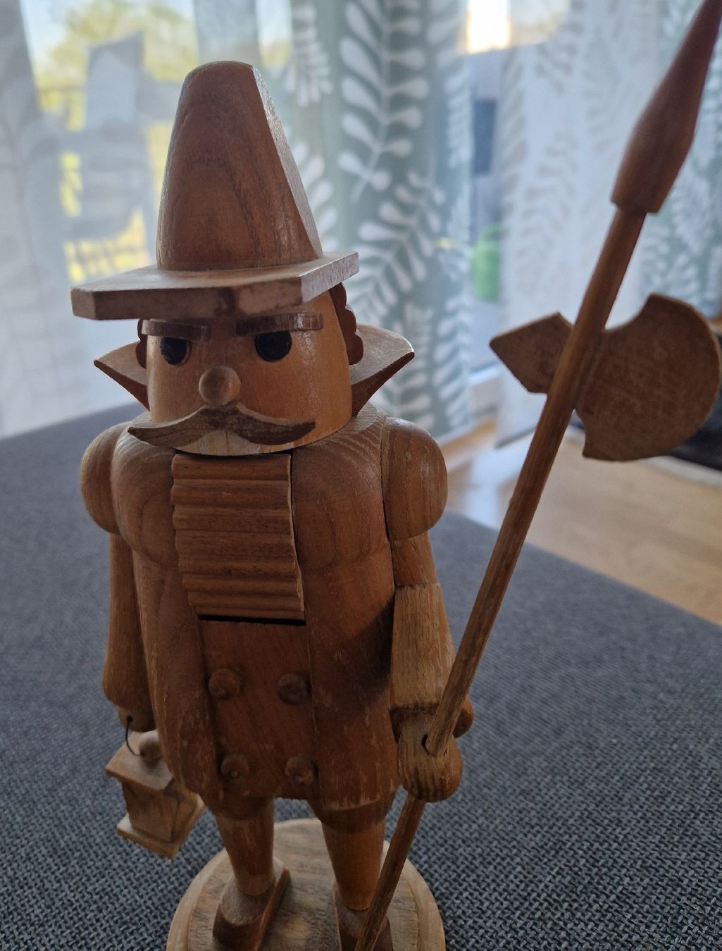 Statuette: Nachtwächter, Nussknacker, DDR/Erzgebirge, Dresden – Usato da Ebikon venduto da Donar50 1