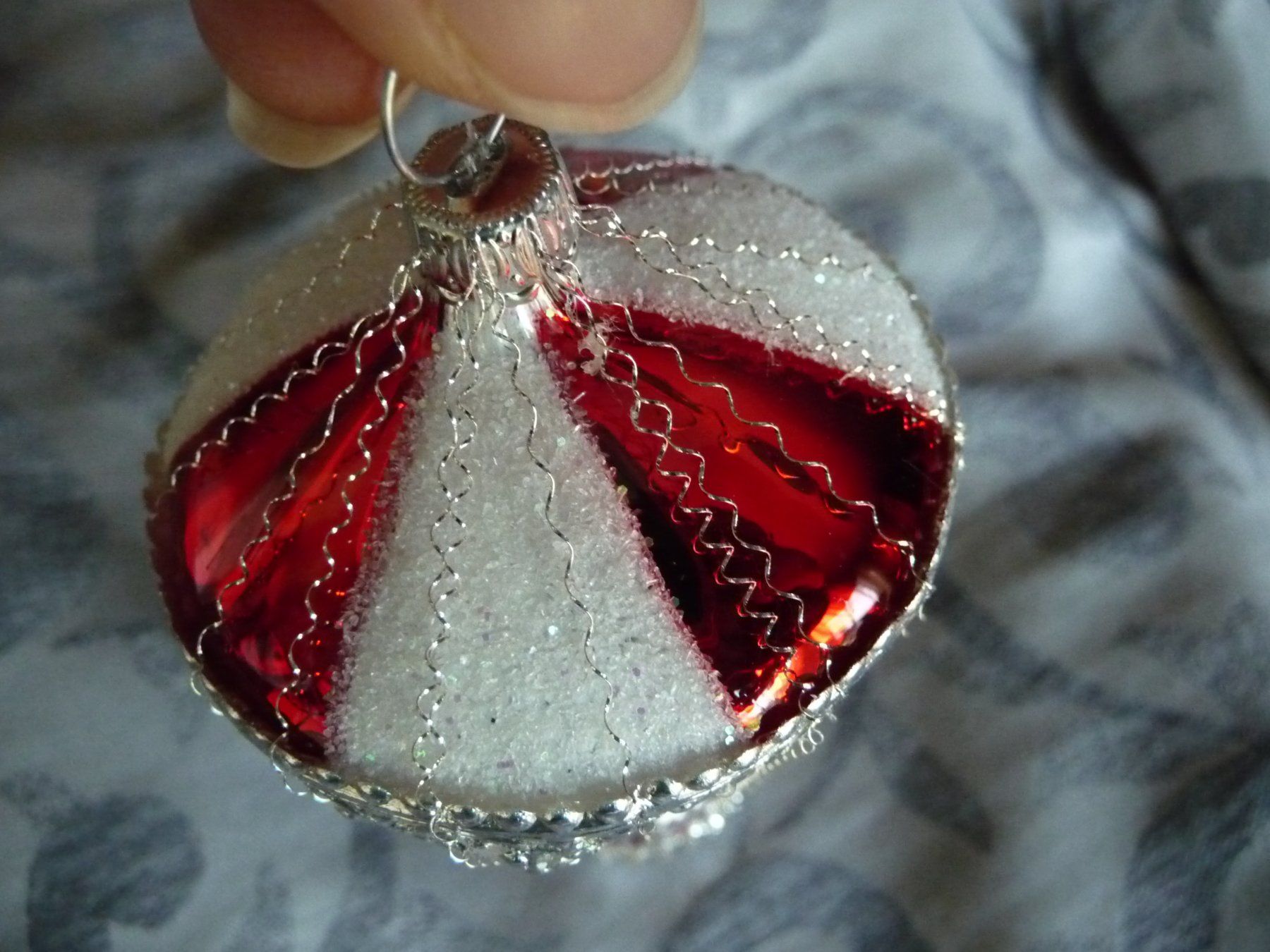 Tutte le decorazioni: Nostalgischer Christbaumschmuck silber-rot – Nuovo e nell'imballaggio originale da Alpnach Dorf venduto da marvo 4