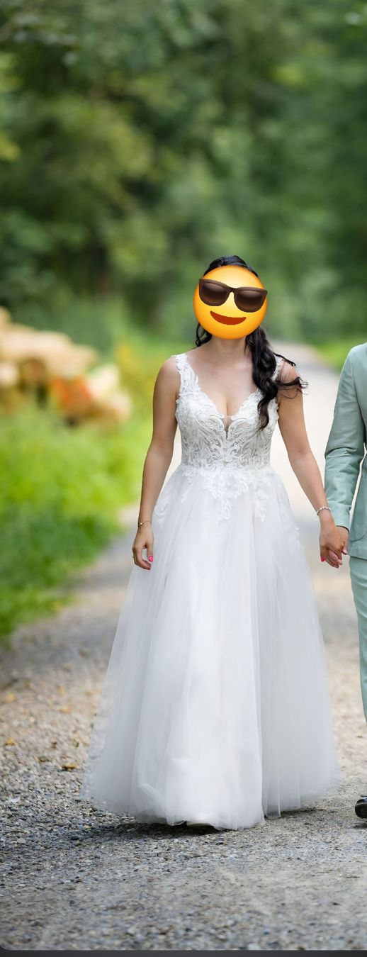 Vestiti: Brautkleid Diane Legrand – Usato da Fehraltorf venduto da Deldiluc 3