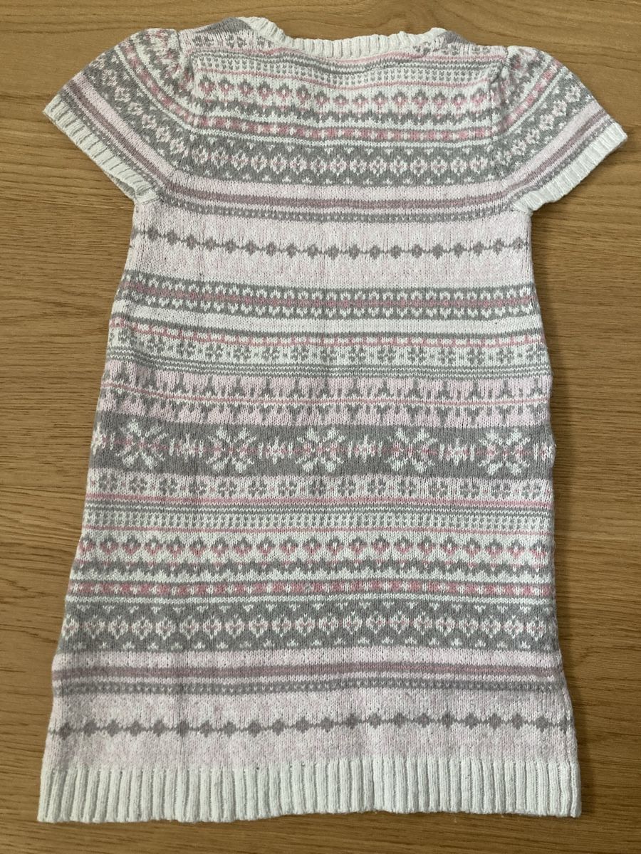 H&M Robes et jupes: H&M Strickkleid Gr. 98/104 – D'occasion à Oberstammheim par Annatina11 1
