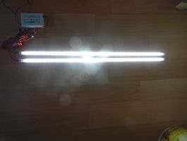 2 LED-Alu-Profile von je ca. 65 cm Länge
