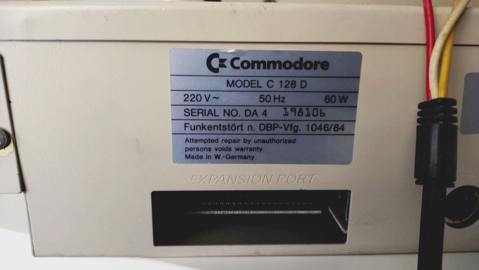 Commodore PCs: Commodore C128D & Commodore 1901 – D'occasion à Grüningen par Stargazer 5