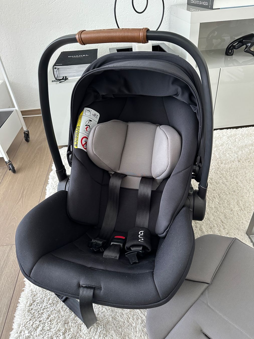 Nuna Auto-Kindersitze: Nuna ARRA Next Baby Autositz – Gebraucht aus Männedorf von air_p67m 1