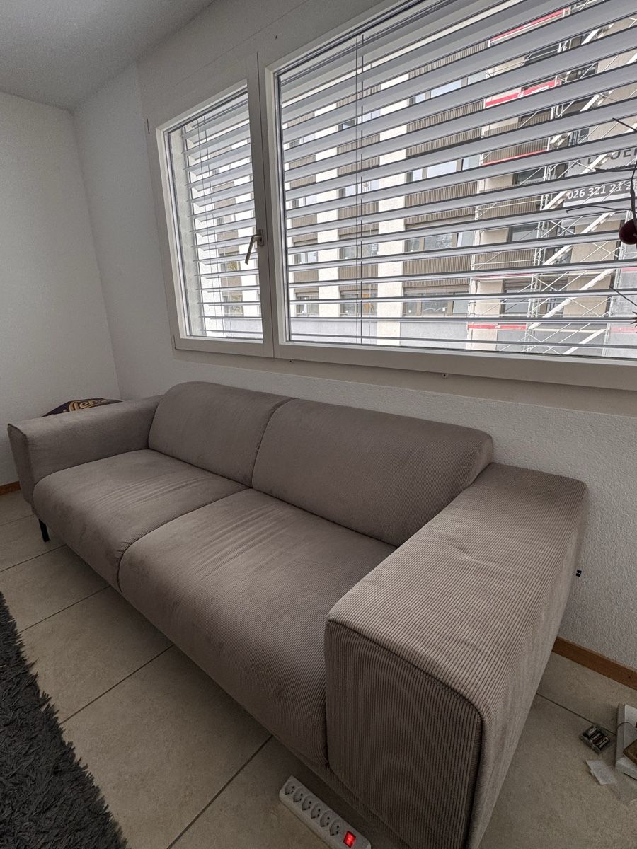 Sofas: Canape conforama – D'occasion à Fribourg par ssa_6qcx 1