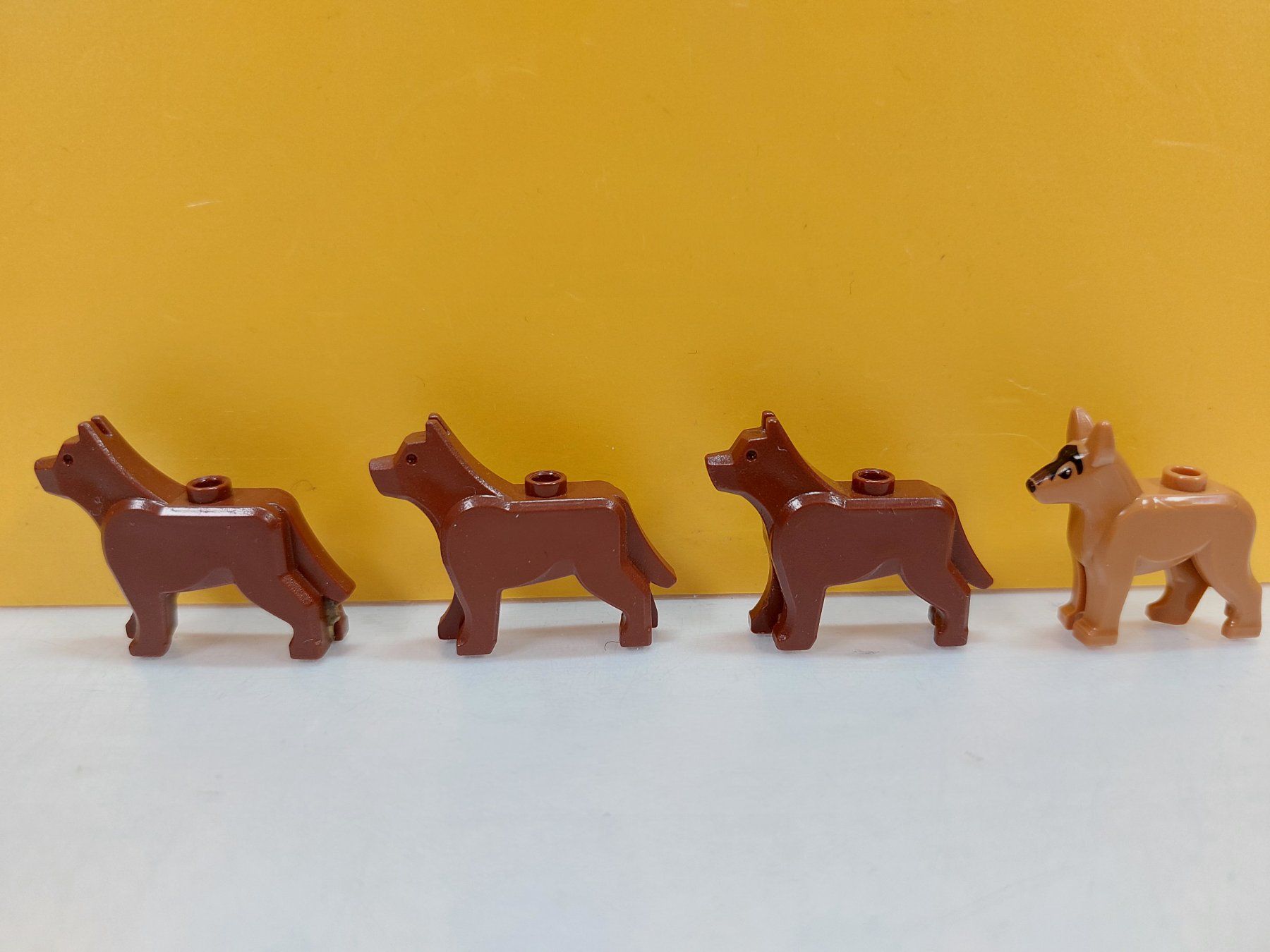 Lego Kit di costruzioni: LEGO System / City - 6 Hunde und 2 Katzen – Usato da St.Gallen venduto da TinasBauundSpiel 3