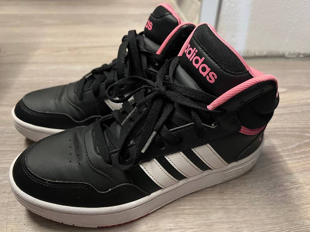 Adidas Scarpe da donna: Adidas Schuhe, neuwertig – Usato da Hirschthal venduto da rooblue 3