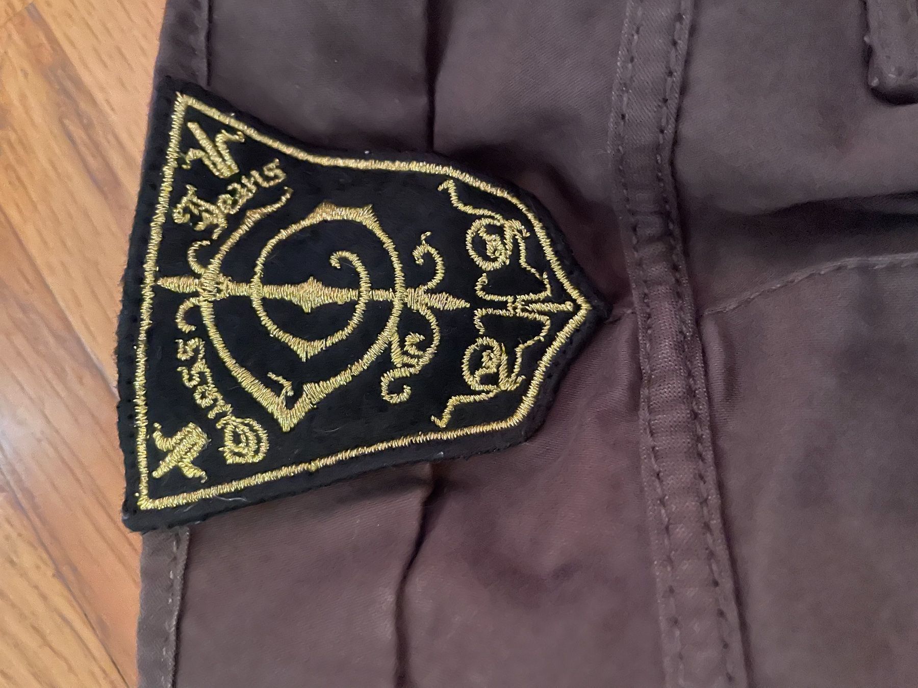 Guess Pantaloni: Guess – Nuovo (secondo la descrizione) da Pully venduto da Kalissa 9