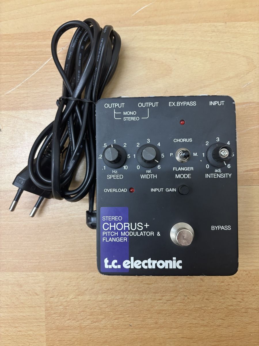Instruments de musique: T.C. Electronic Stereo Chorus+ Pitch Modulator Flanger Effek – D'occasion à bern par mj220375