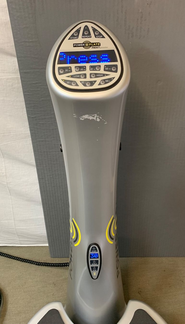 Power Plate Hometrainer: Original Power Plate Next Generation! – Usato da Brunnen venduto da Allerwaren 1