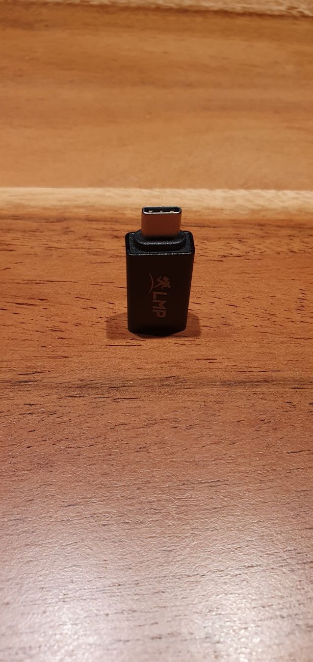 Apple Cuffie: LMP  USB C - USB Kabeladapter Smartphone. – Usato da Zürich venduto da Leica.C89