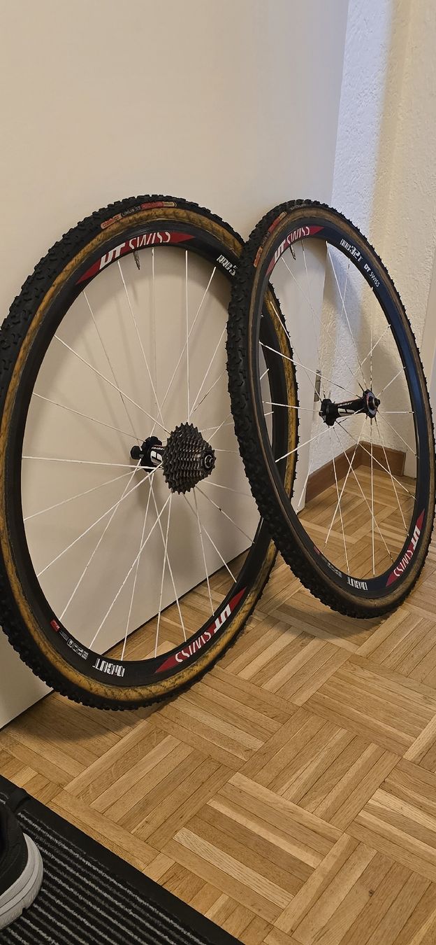 Swiss Pezzi di ricambio: Velo Felgen Carbon – Usato da Weiningen ZH venduto da ped_fbx2