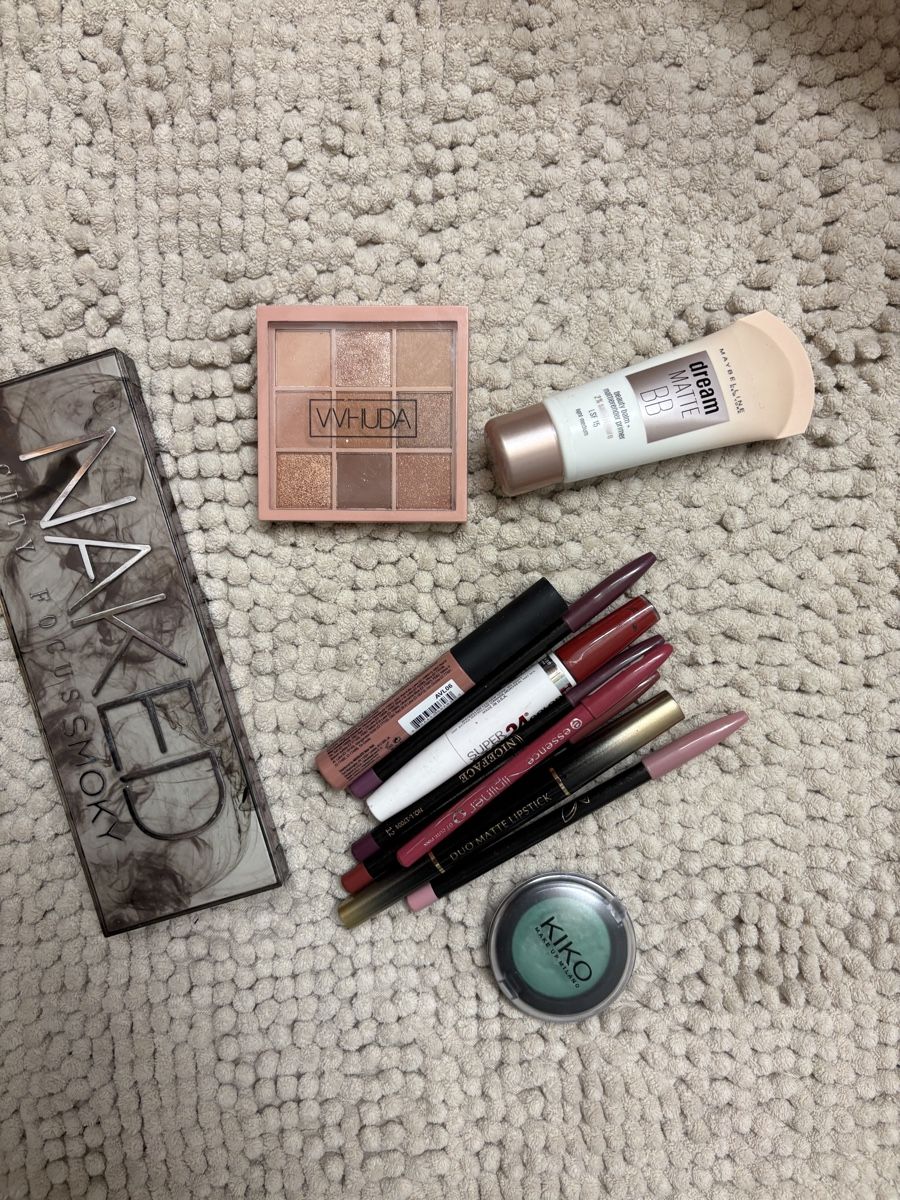 Make-up: Schminke – Gebraucht aus Linden von martina_iwana