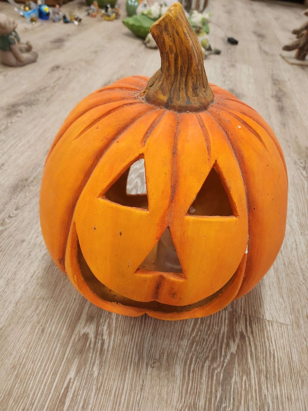 Alle Dekorationen: Dekokürbis Halloween Kürbis Laterne – Gebraucht aus Tuggen von Zweitechanceboutique