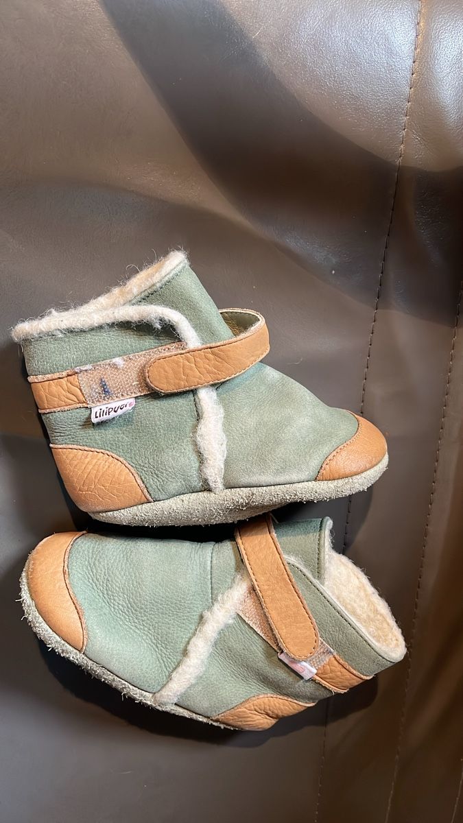Scarpe per ragazzi: Liliputi Krabbelboots 2-3J – Usato da Cumpadials venduto da Cumpi