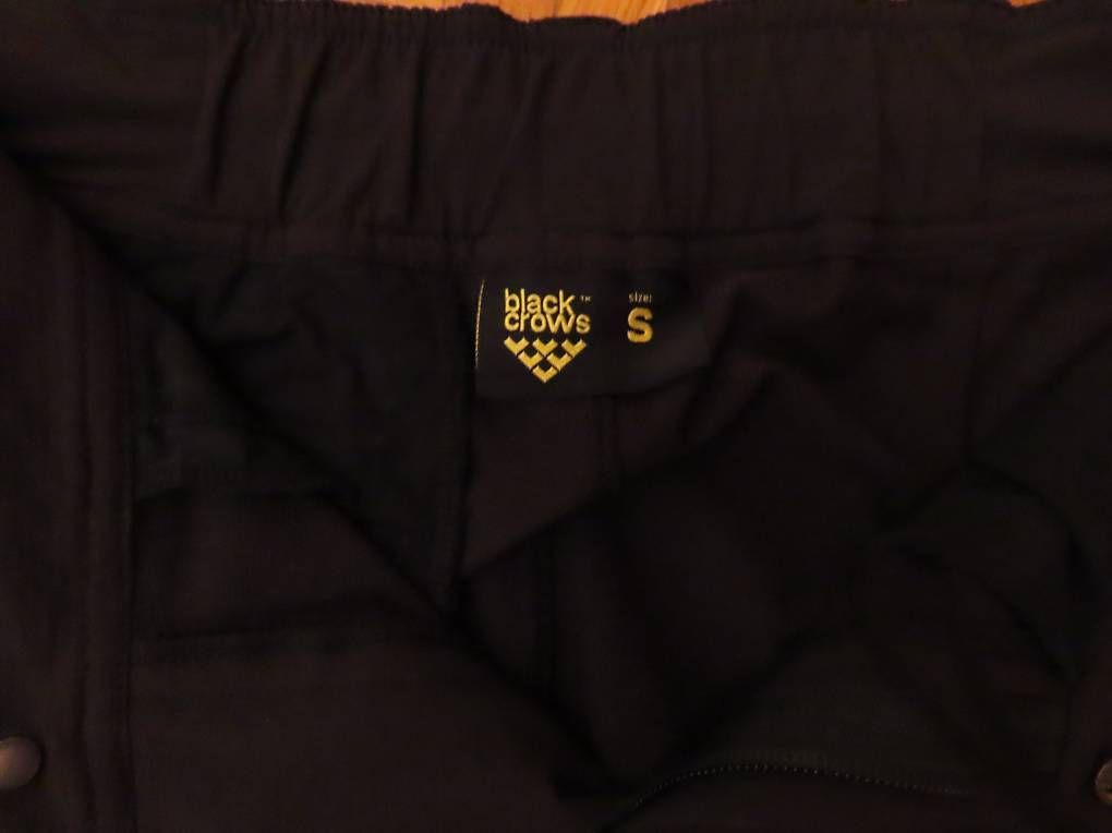 Pantalons: Pantalon BLACK CROWS – D'occasion à La Sarraz par jaccardmar 2