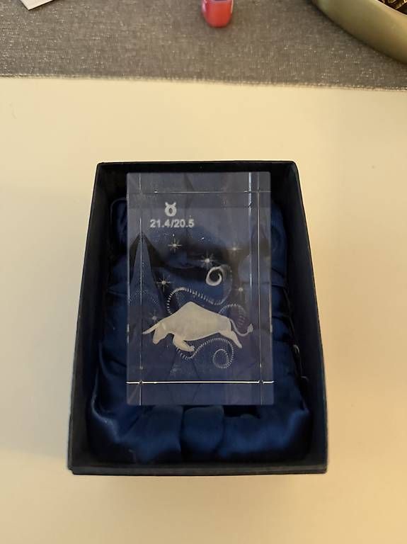 Foto & Immagini: Laser Gravur 3D Sternzeichen Stier – Usato da Kriens venduto da Schnupf7