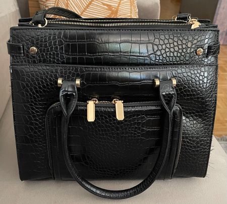 Handtasche