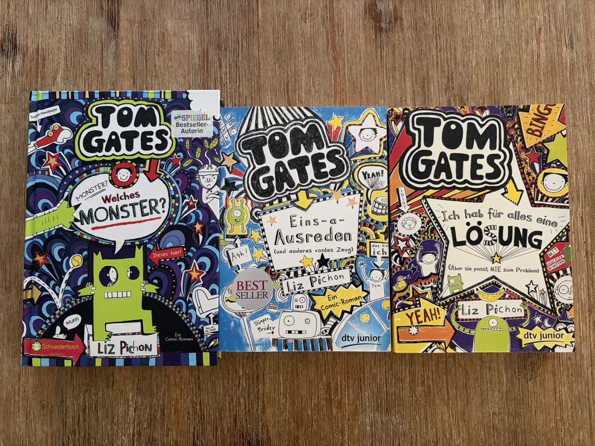 Bücher: Tom Gates Buecher 3er Set neuwertig – Gebraucht aus Rüti ZH von revilopeter