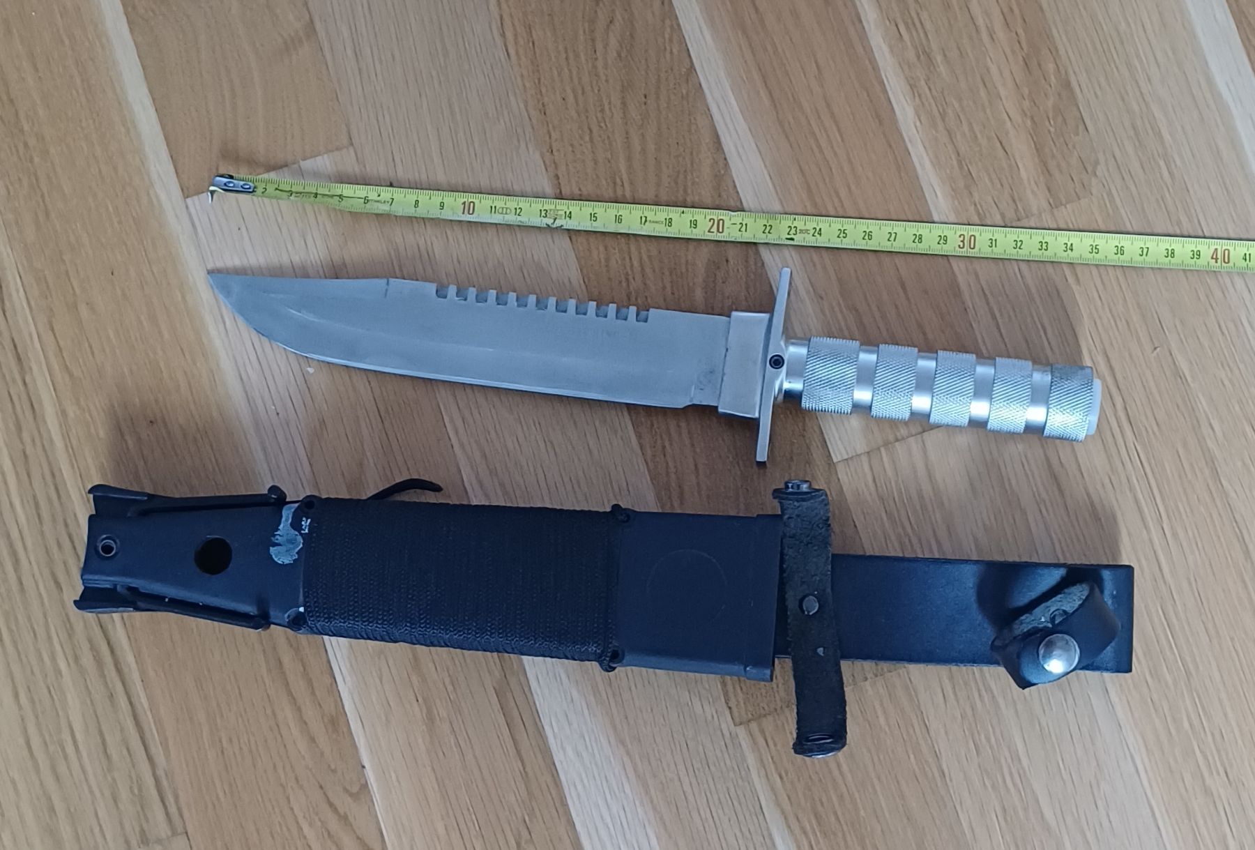 Accessoires: Jagdmesser, survival knife, "Rambo" Messer  – D'occasion à Pfeffikon LU par SY-YoLo 1