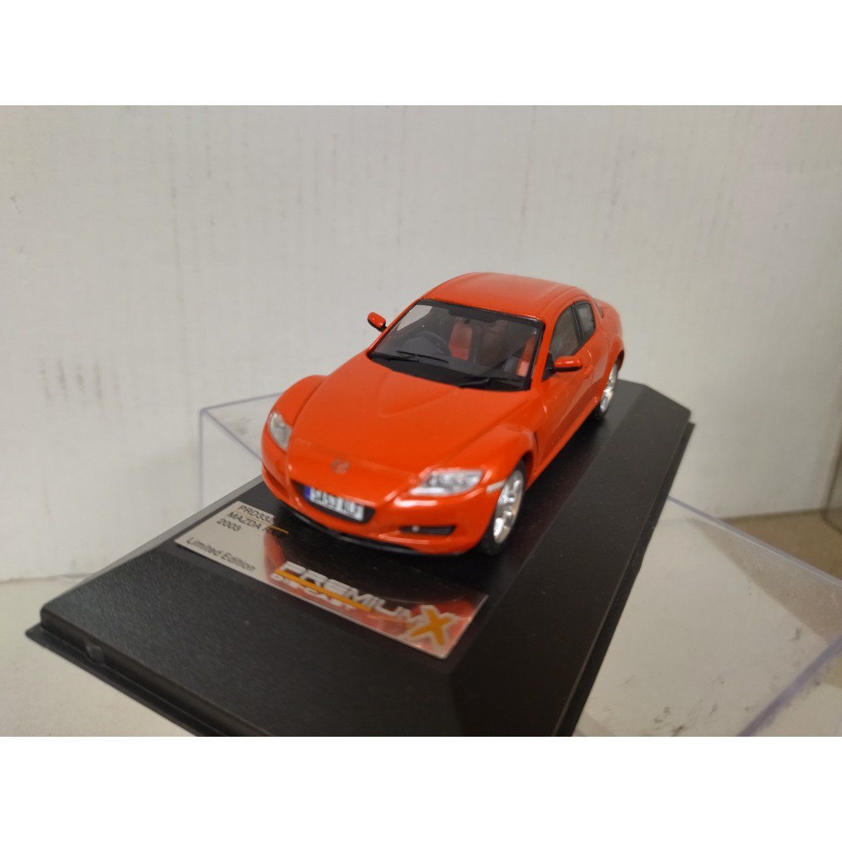 Mazda Modellini d'auto: Mazda RX-8 (2003) – Nuovo e nell'imballaggio originale da Flawil venduto da Imperiosud 3