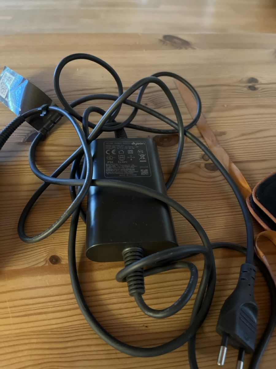 Dyson Piastre & Arricciacapelli: Dyson corrale streckeisen/lockenstab – Usato da Jenaz venduto da Gba63 2