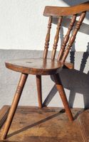 Seltener Dreibein-Stuhl Stabelle aus Tirol