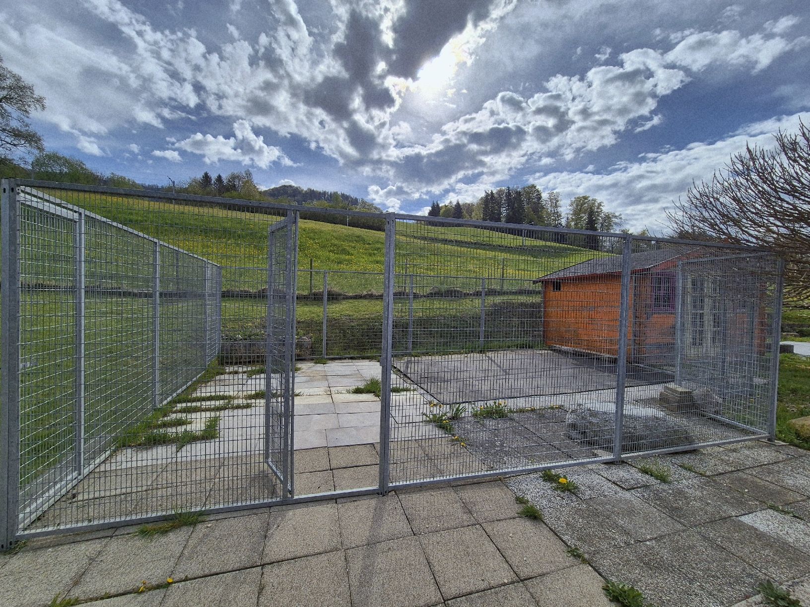 Käfige, Transport & Sicherheit: Gitter Elemente plus Pferdematte – Gebraucht aus Wald ZH von beauci05 4