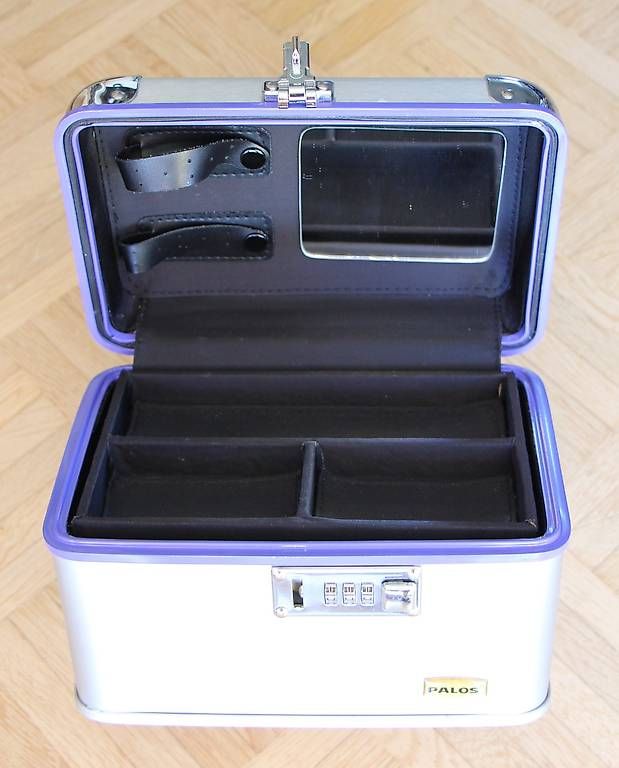 Reisekoffer: Beautycase – Gebraucht aus Rüdtligen von Vortigern 2
