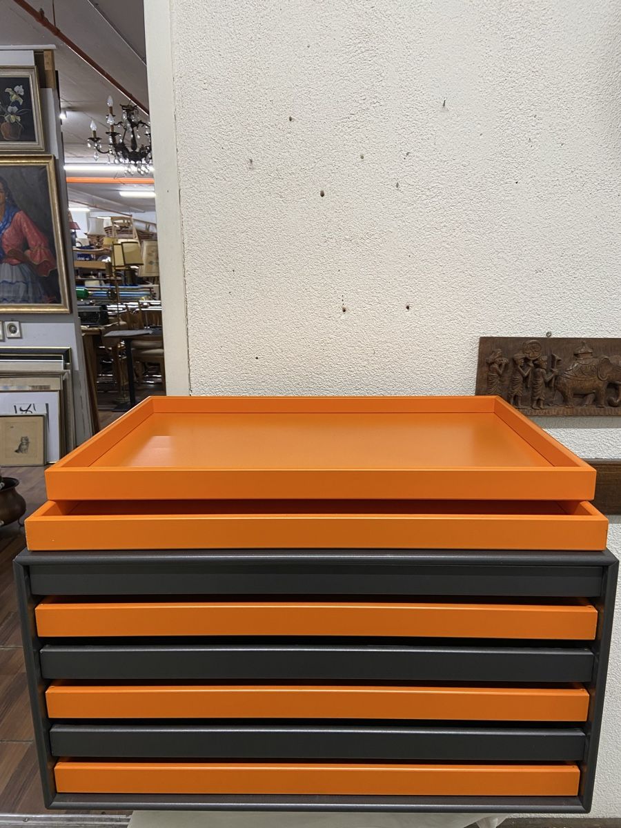 Cassettiere: Schubladenkommode mit Tabletts - orange/anthrazit – Usato da Dietikon venduto da brocki-eyra 3