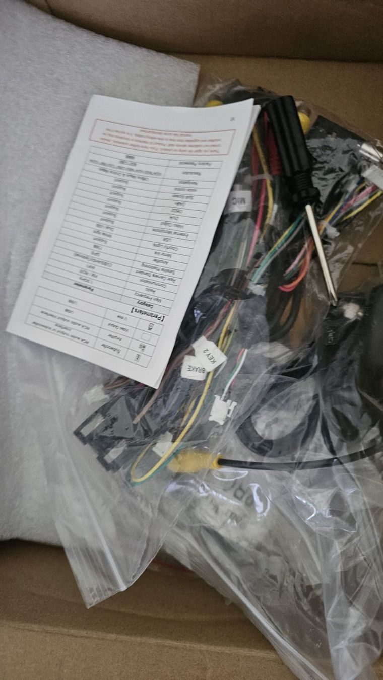 Radios: Android Autoradio (Universal Media Player), mit Rahmen und K – Neu (gemäss Beschreibung) aus Münchenbuchsee von Adrian0123 2