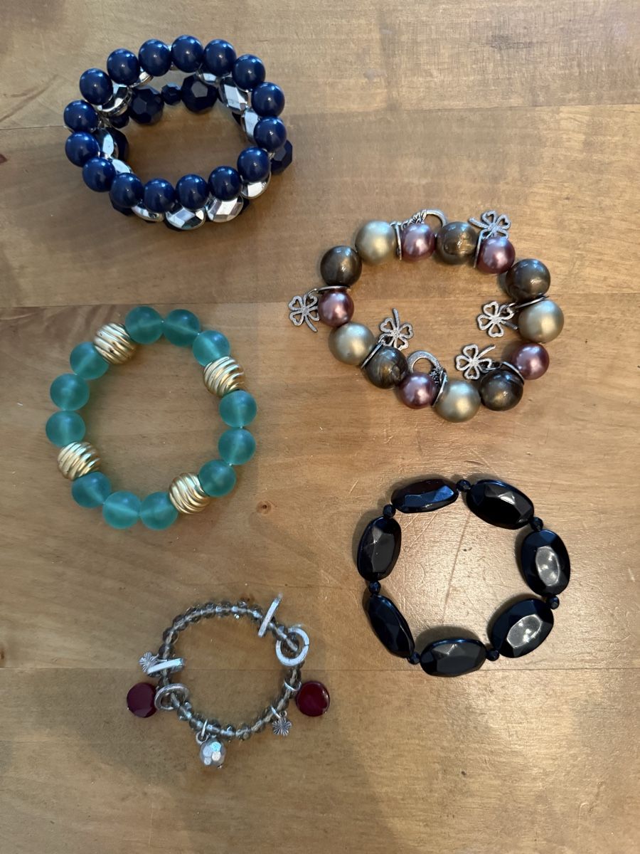 Bracciali & Braccialetti: Armbänder Set 5 Stuck Modeschmuck  – Usato da Urdorf venduto da Chapar