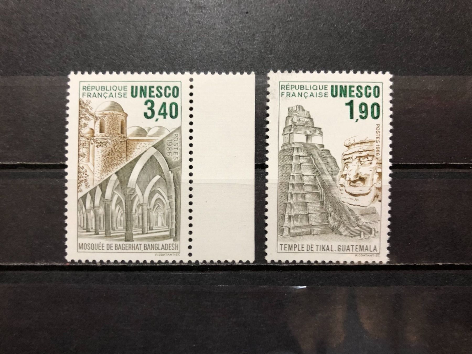 Tutti i francobolli: Paire UNESCO Neufs** 1986 – Nuovo e nell'imballaggio originale da Lausanne venduto da ffhoud