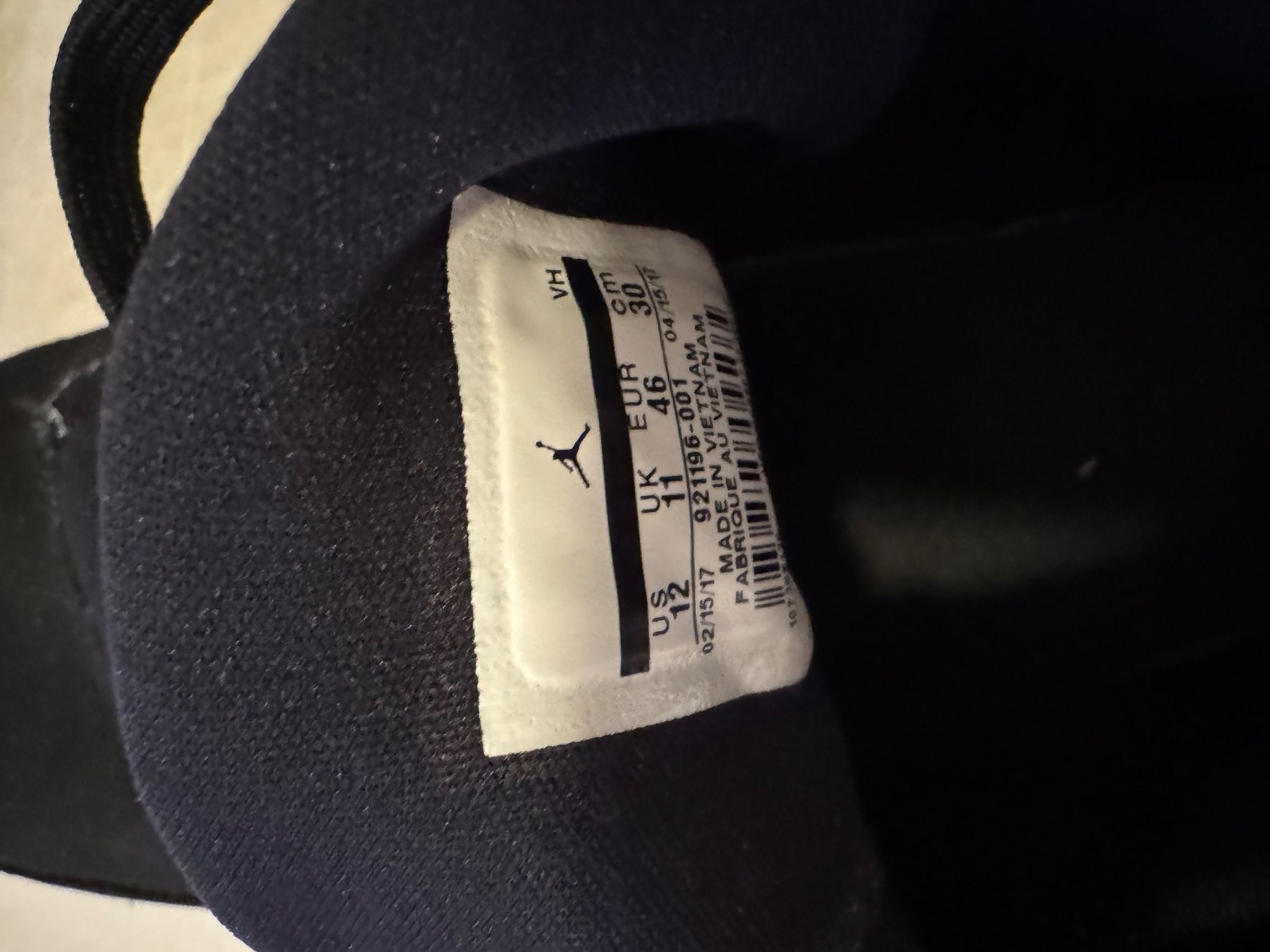 Scarpe da uomo: Chaussure Jordan – Usato da Prez-vers-Noréaz venduto da jon_lm5f 2