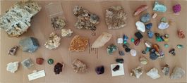 Mineralien Sammlung mit verschiedenen Steinen und Kristallen