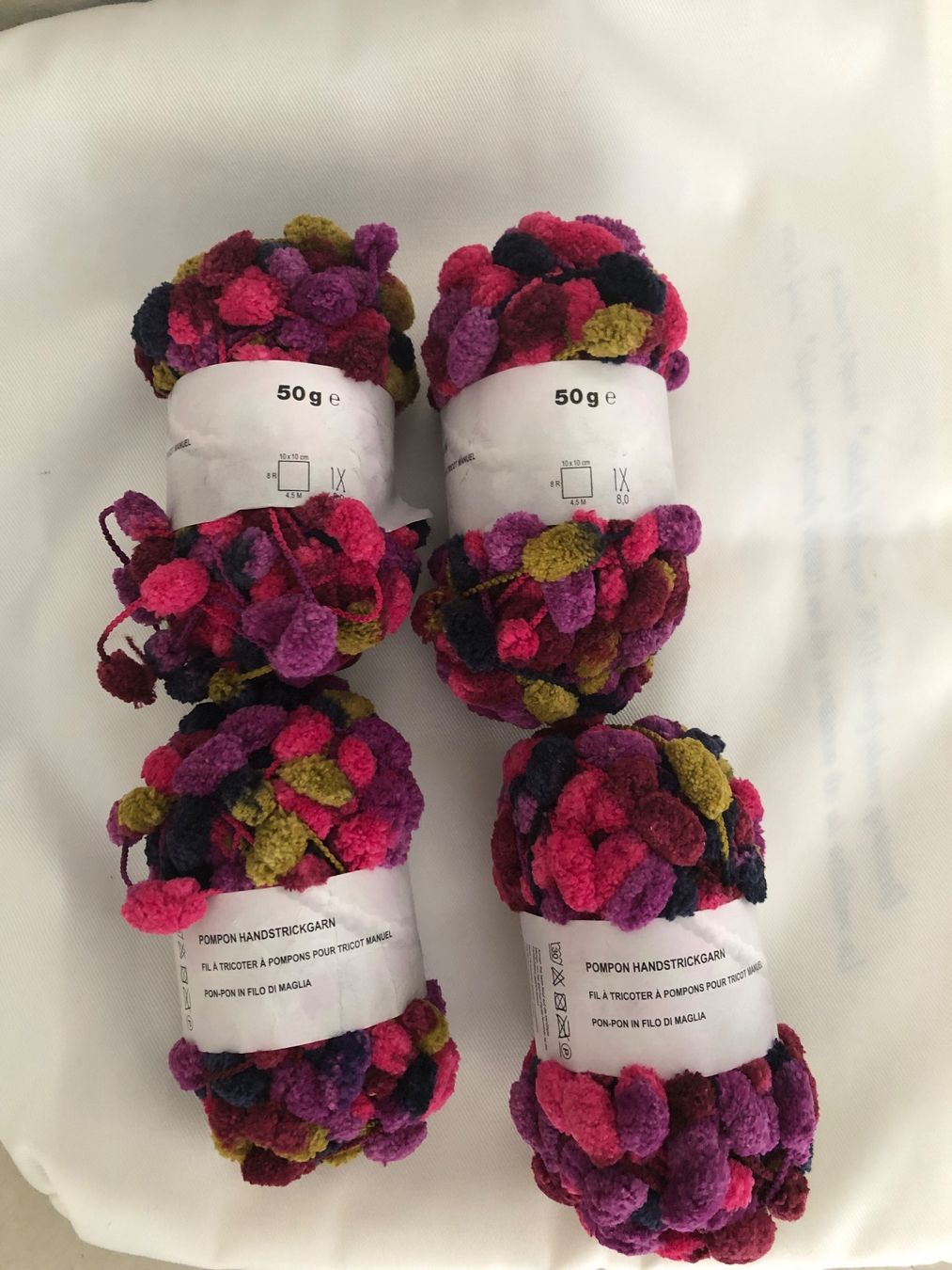 Lana: 4x Pompon Wolle, Handstrickgarn, Basteln, Winterzeit! – Nuovo (secondo la descrizione) da Bremgarten AG venduto da Ora2017