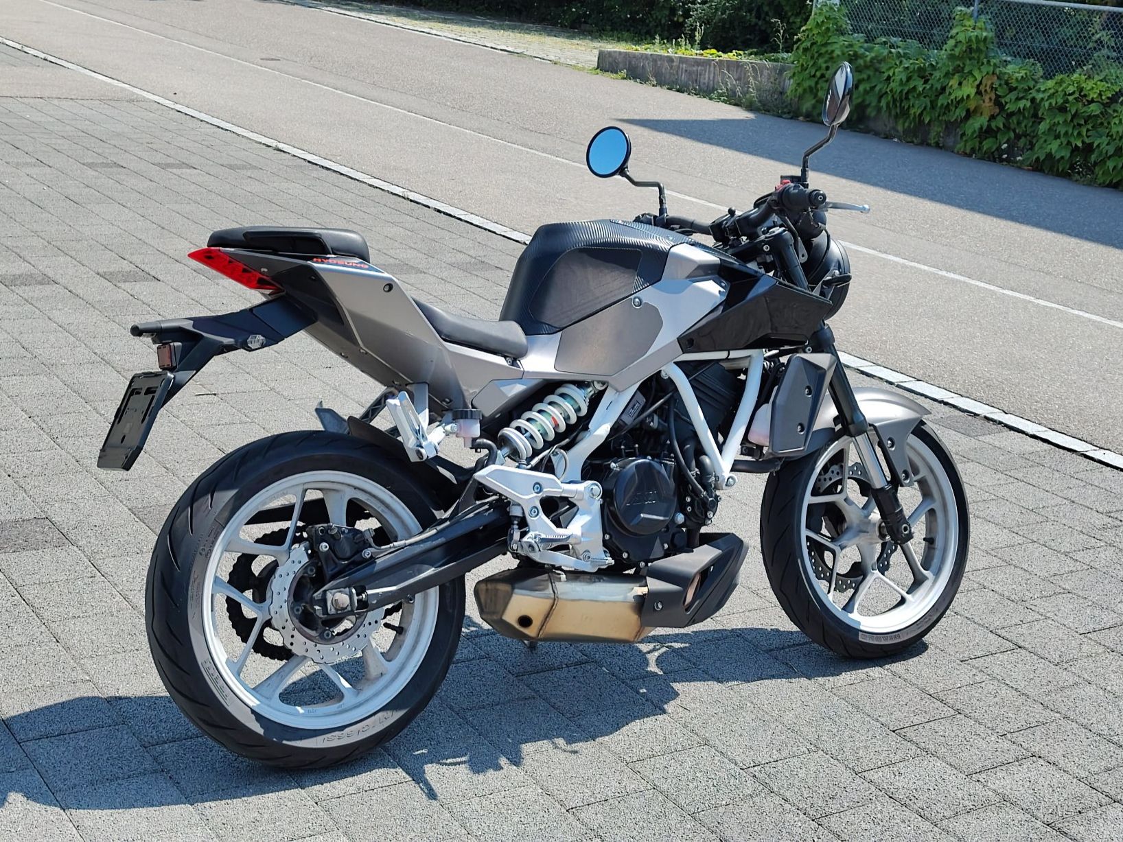 Hyosung Strada: Hyosung EXIV 250/GD250N – Difettoso da Uetikon am See venduto da noa_5vzd 1