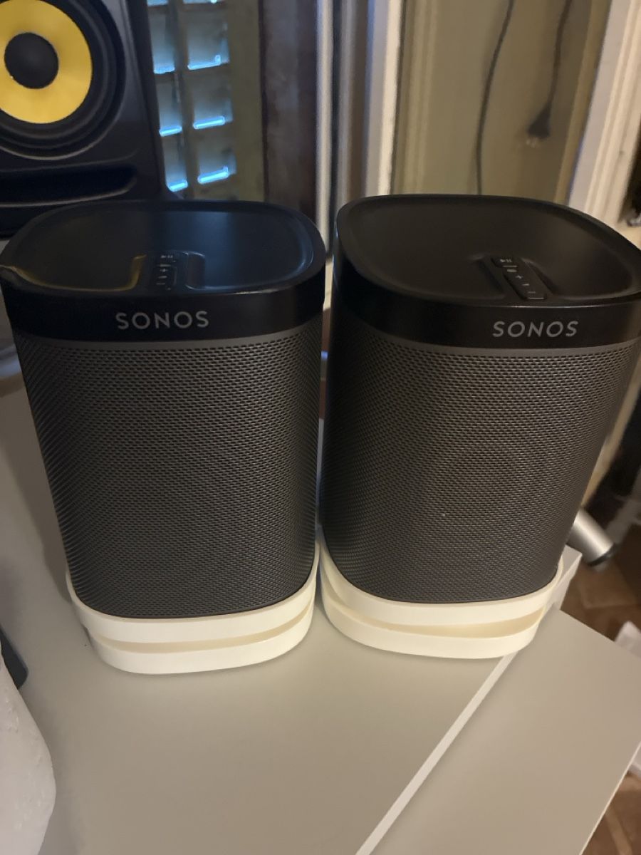 Sonos Casse acustiche: Sonos One SL Speakers  mit Ständern – Usato da Glarus venduto da pab_r8bc