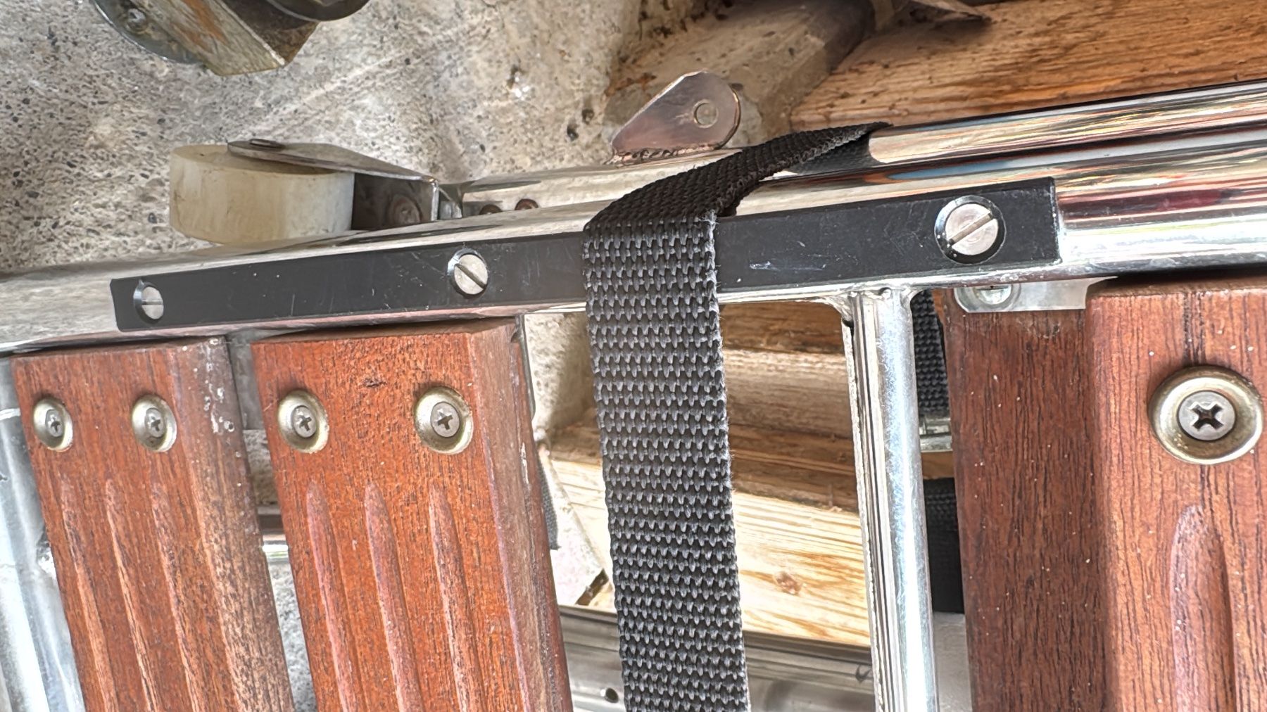 Giubbotti di salvataggio: Gangway Besanzoni – Usato da Wilen b. Wollerau venduto da Loonyacht 5