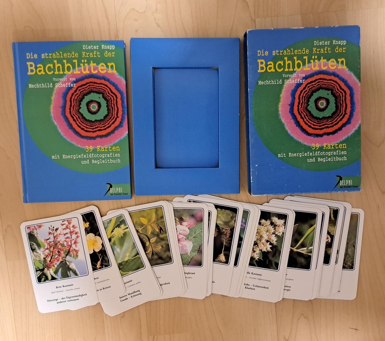 Libri: Die strahlende Kraft der Bachblüten mit 39 Karten – Usato da Basel venduto da Patiscat