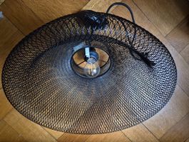 Lampe suspendue noire, style industriel, bon état