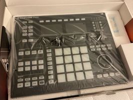 Maschine Studio NI - en parfait état, comme neuf!
