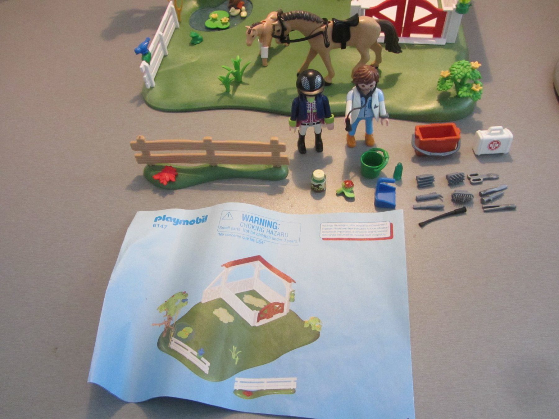 Playmobil Giocattoli: Playmobil Set 6147 Pferdekoppel mit Box – Usato da Sirnach venduto da sagrotin 1
