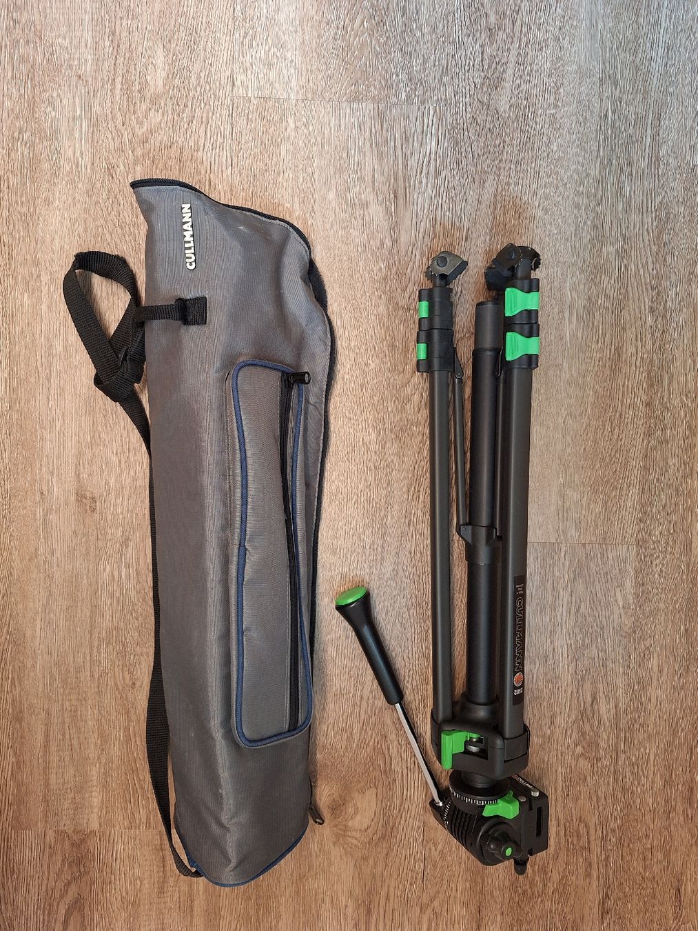 Stative & Stativköpfe: Kamerastativ Cullmann 2503 mit Tasche  – Gebraucht aus Bennau von van_xnq2 3