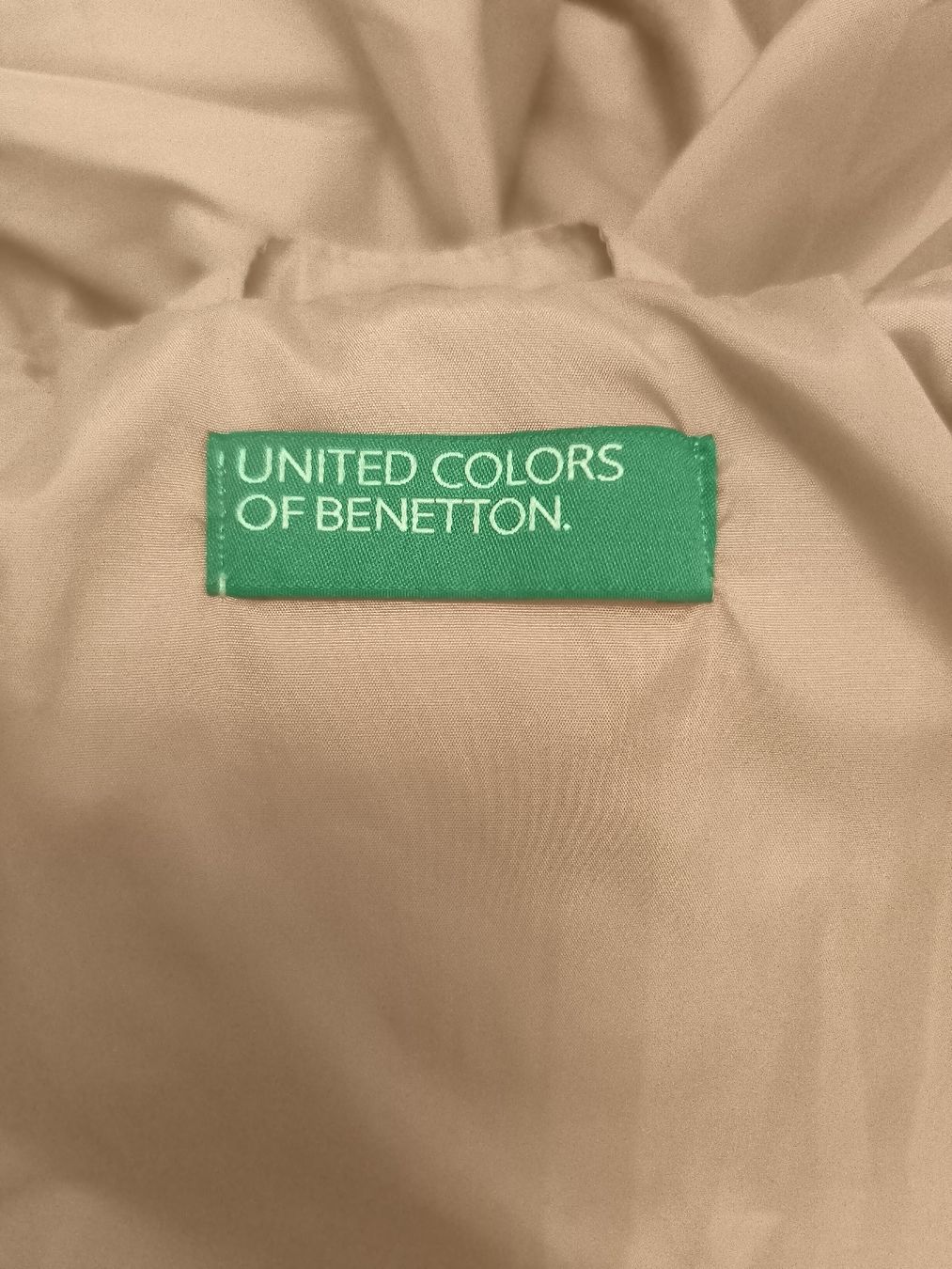 Benetton Giacche & Cappotti: Benetton Mädchen Jacke gr 122 – Usato da Buchs SG venduto da Cor-Pie 2
